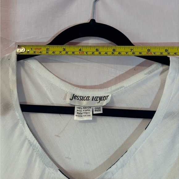 Long flowing anchor top - Picture 2 of 10